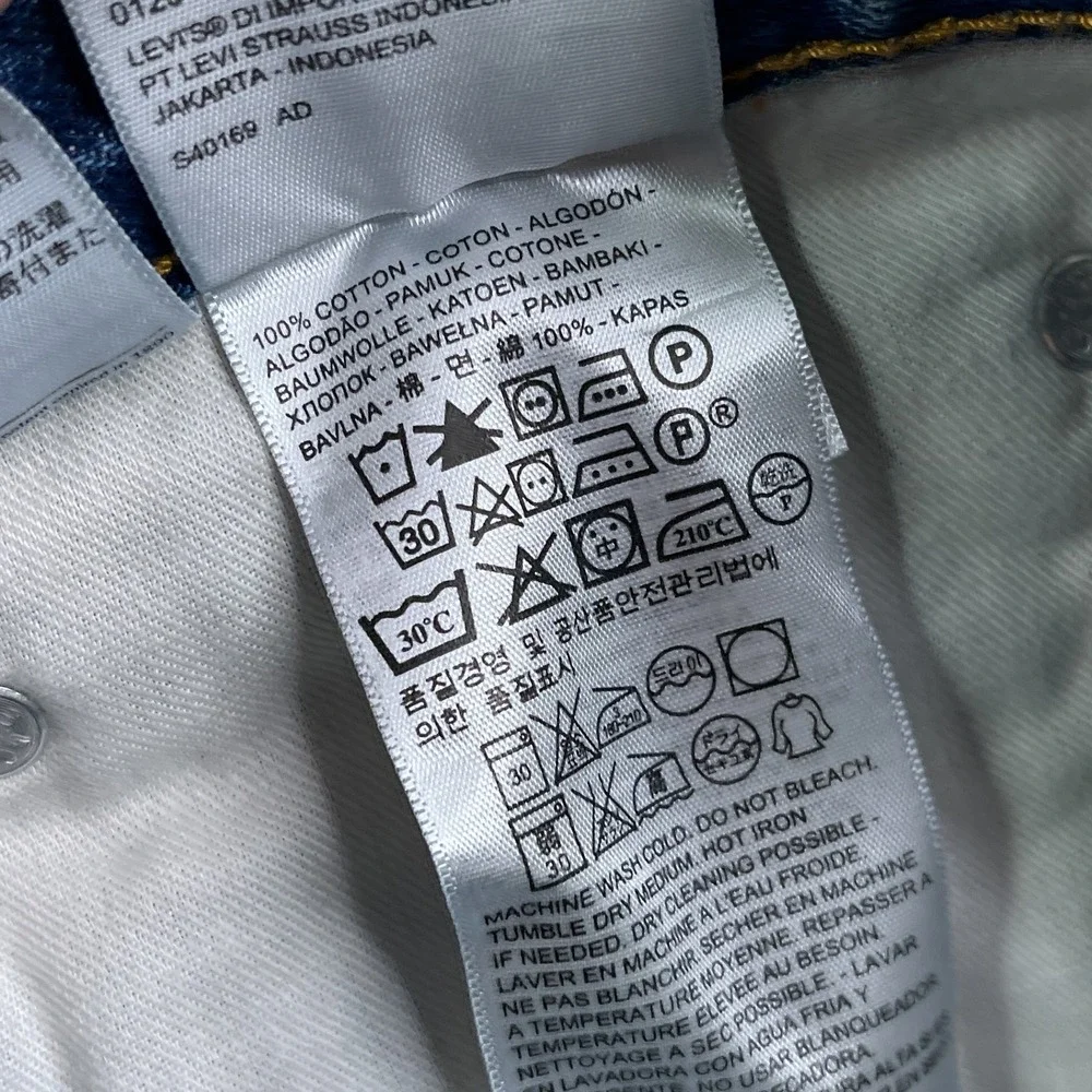 Levis Jeans Mens 38x34 Blue 505 Regular Fit Straight Leg Cotton Denim Classic